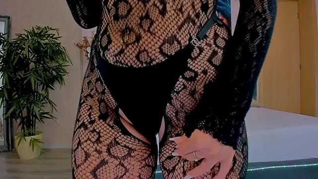 Freechat MichelleReys on StripChat