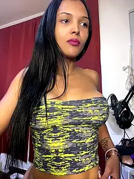 MOMMYJEVAA on StripChat 