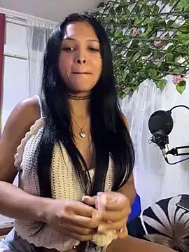 MOMMYJEVAA on StripChat 