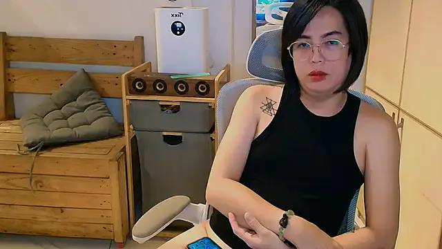 Freechat mori-liciousxxx on StripChat