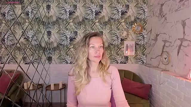 NancyGrace on StripChat 