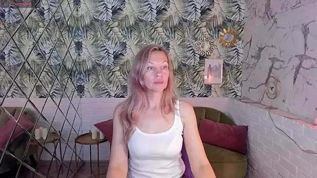 NancyGrace on StripChat 