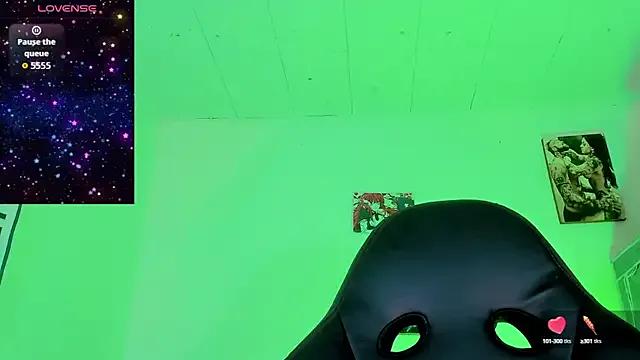 Freechat naomy__xx on StripChat