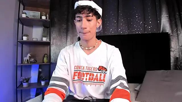 Private NovaaWheler on StripChat