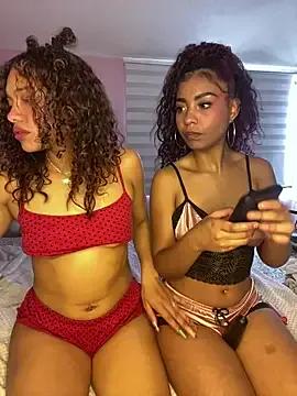 Freechat PrettyLia on StripChat