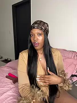 PrincessDreamm — Tease pussy through panties 