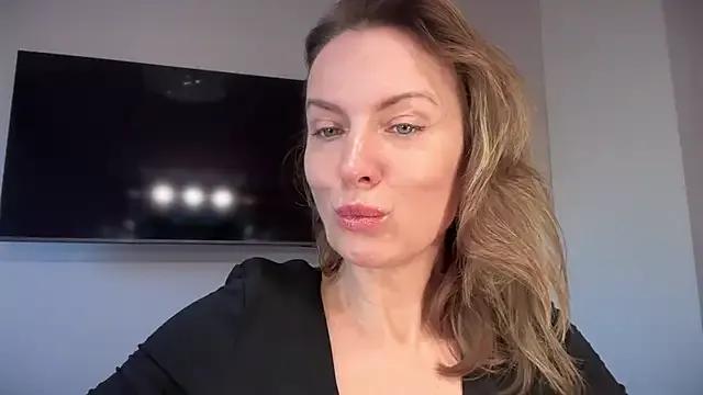 Freechat RachellAmazing on StripChat