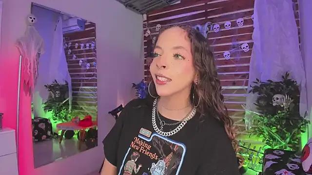 Sapphire_Venuss on StripChat 