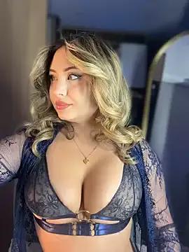 SaraFerreira on StripChat 