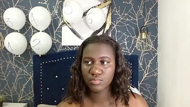 Freechat shanntall_tk on StripChat