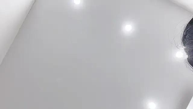 shishi_101 on StripChat 