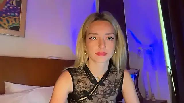 Freechat SirenaBelle on StripChat