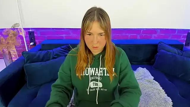 StripChat Sofii_darling is Private Sofii_darling — Dance in panties