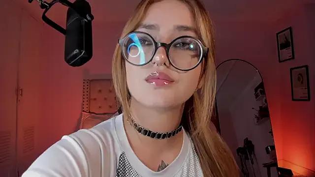 StripChat SweetJennaa is Freechat SweetJennaa — Tits out, oil massage