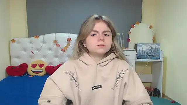 StripChat TinaRedly is Private TinaRedly — robot vacuum cleaner