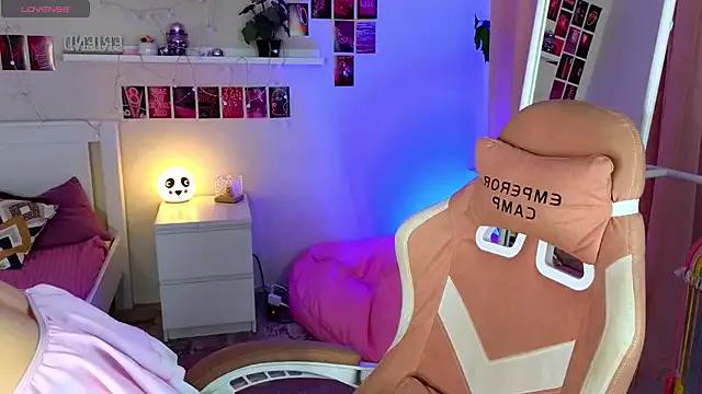 Private Wander_Waves on StripChat