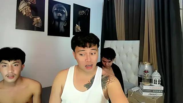 XloverXsiantwink — SUCKING FUCKING AND LICK NIPLES