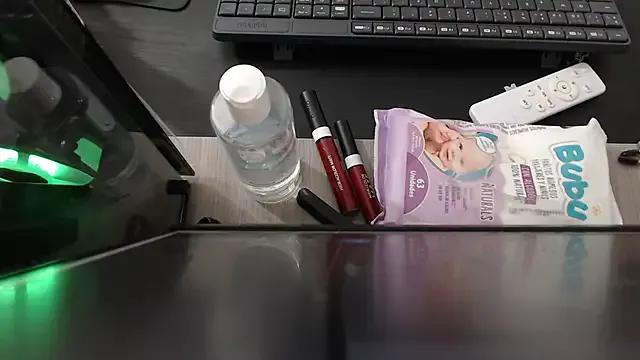 zehra_sanem — masturbate with my tits